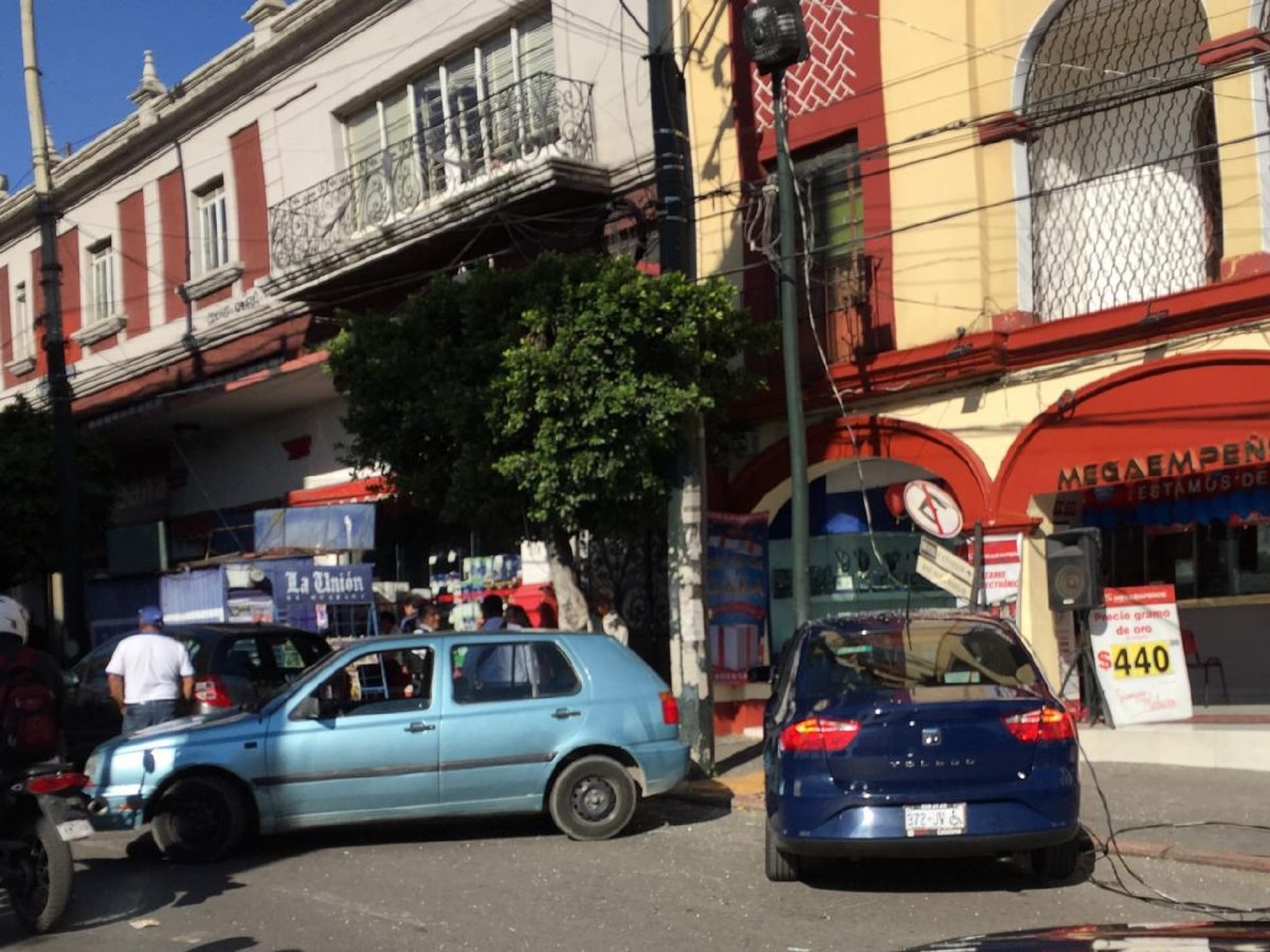 Una mujer resultó lesionada durante un choque