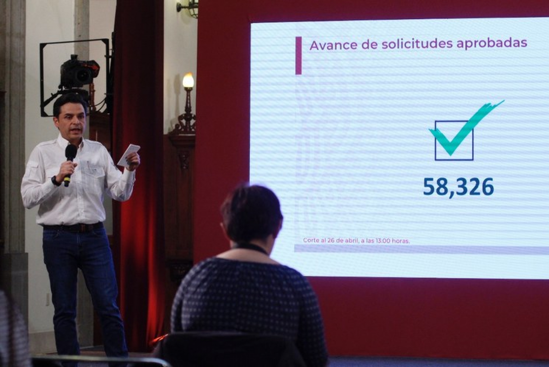 IMSS dará créditos a trabajadoras del hogar hasta por 25 mil pesos