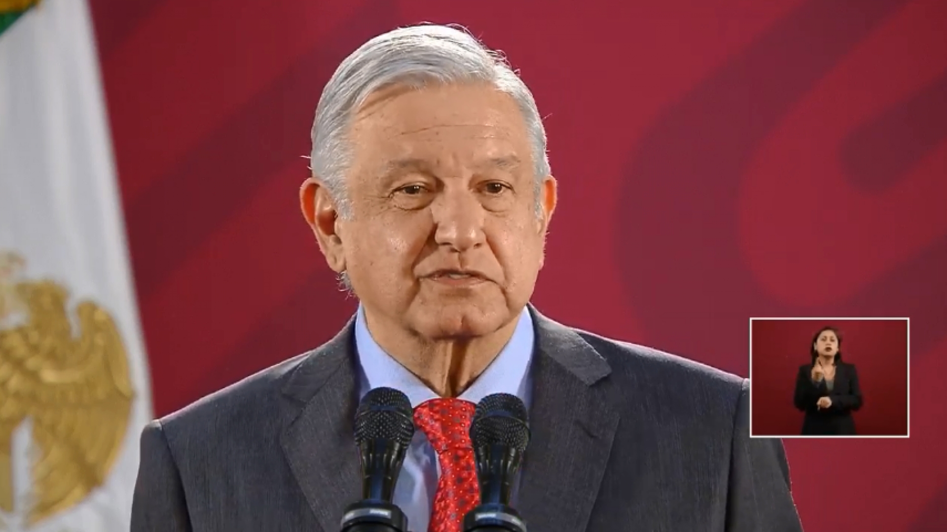Yo di la instrucción de ofrecer asilo a Evo Morales: AMLO