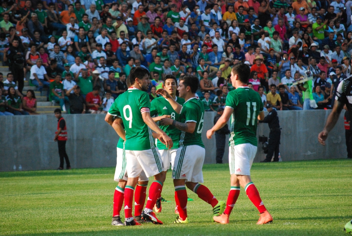Tri Olímpico se luce en el “Coruco” Díaz