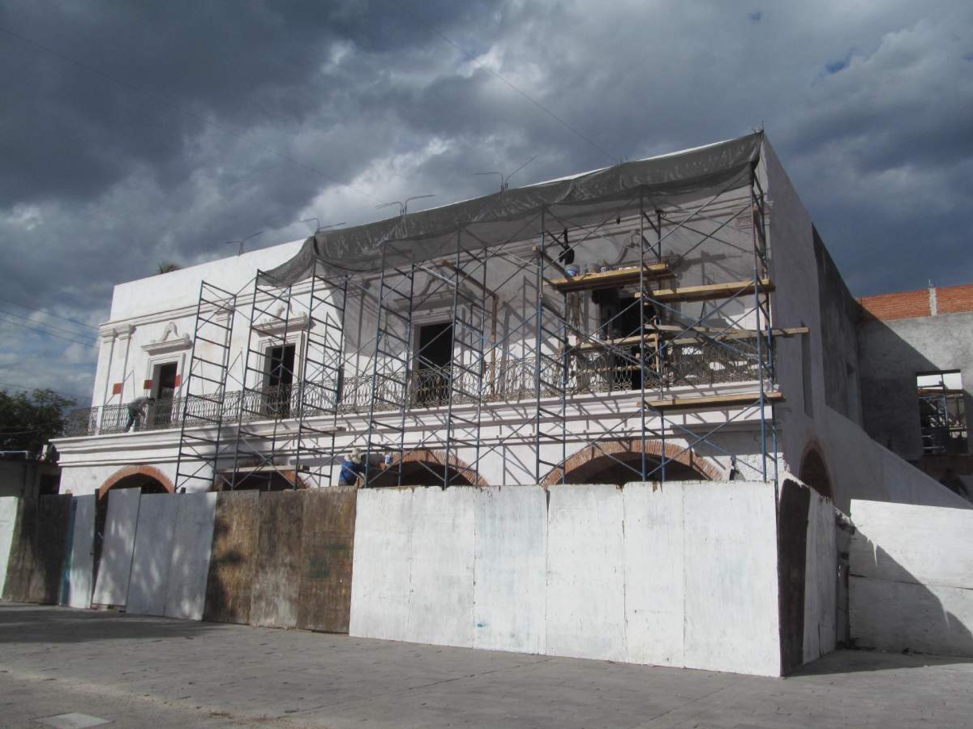 Restauran fachada de la presidencia municipal de Jojutla