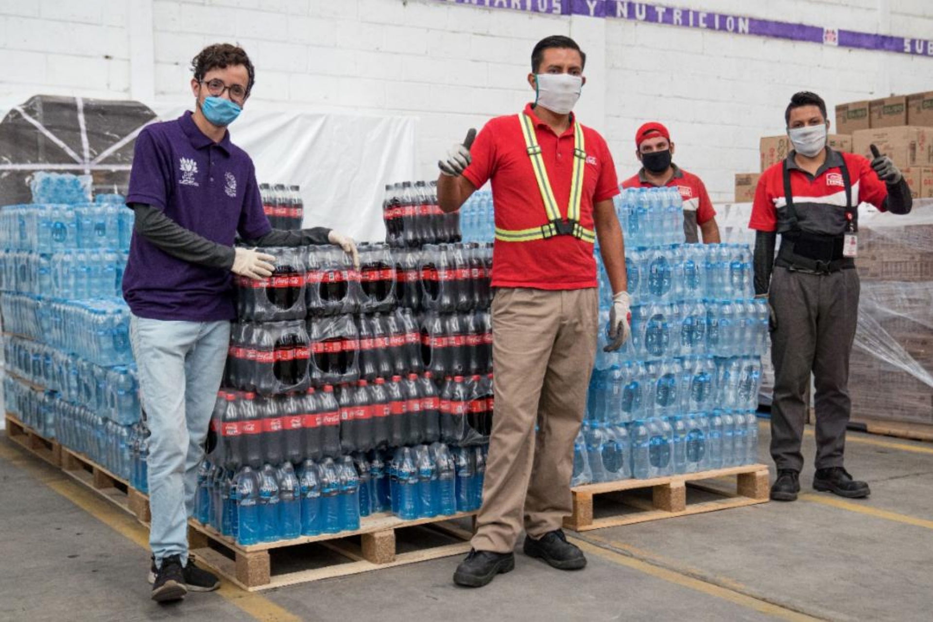 Recibe DIF Morelos ayuda por parte de Coca-Cola FEMSA