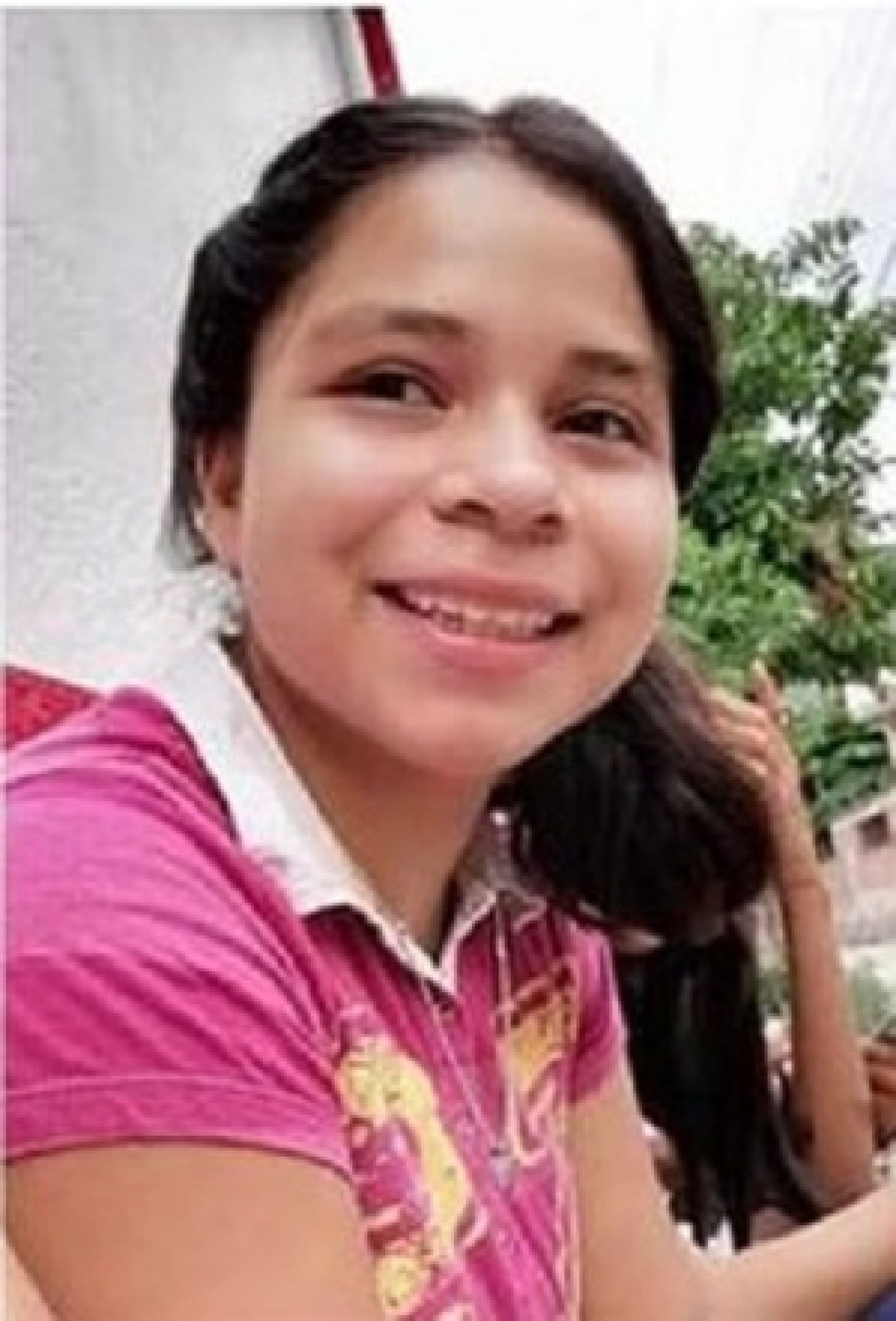 Buscan a alumna de secundaria que está desaparecida