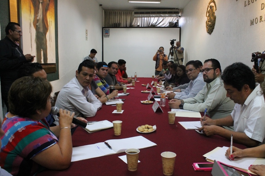 Presionan al Congreso para que legisle sobre matrimonio entre personas del mismo sexo