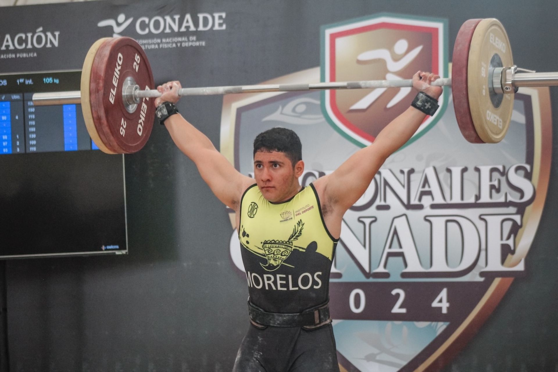 Conquista morelense tres bronces en levantamiento de pesas