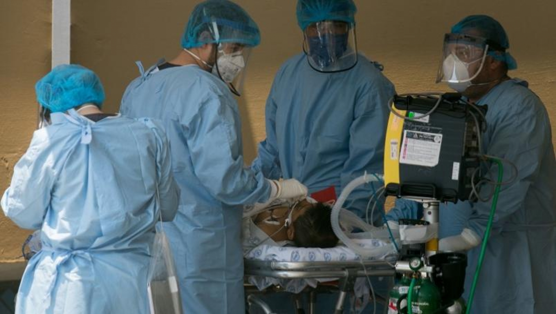 "No queremos reconocimientos": Médicos piden mejorar derechos laborales del sector salud