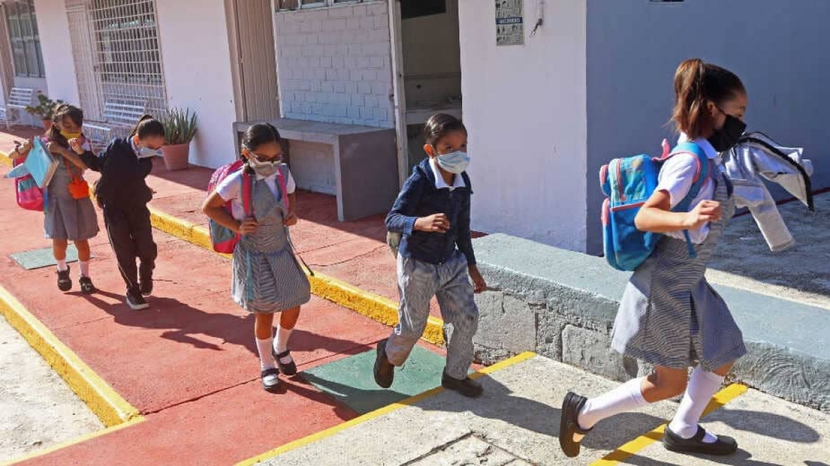 ¿Cómo proteger a mi hijo del COVID-19 ante el regreso a clases presenciales?