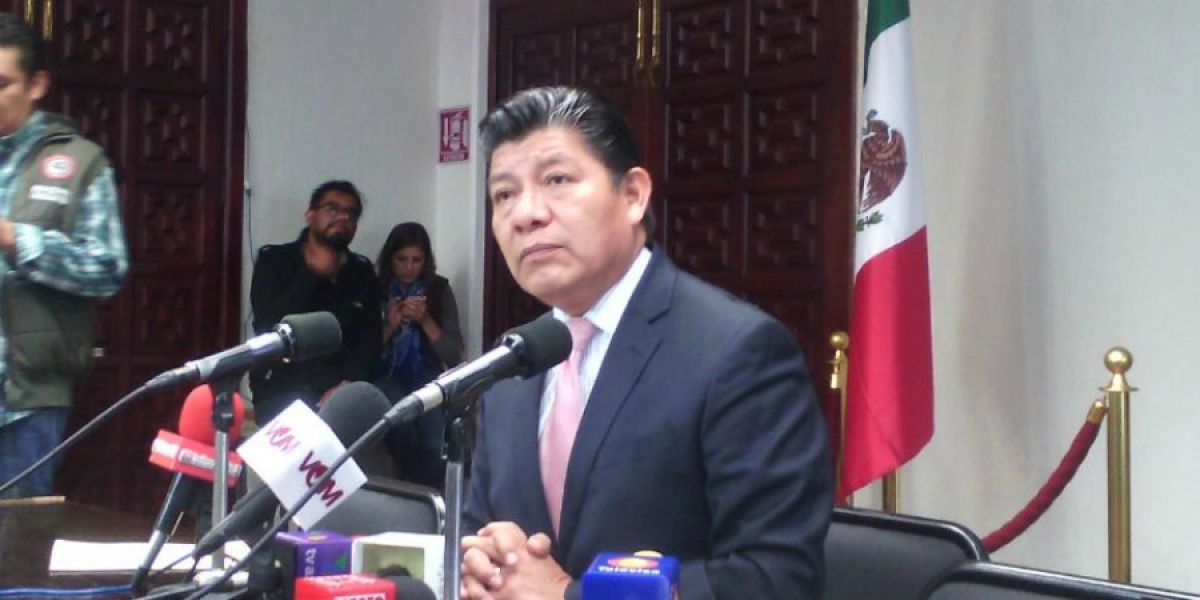 Llaman autoridades estatales a sindicatos de la UAEM para entablar diálogo sobre situación financiera de la institución