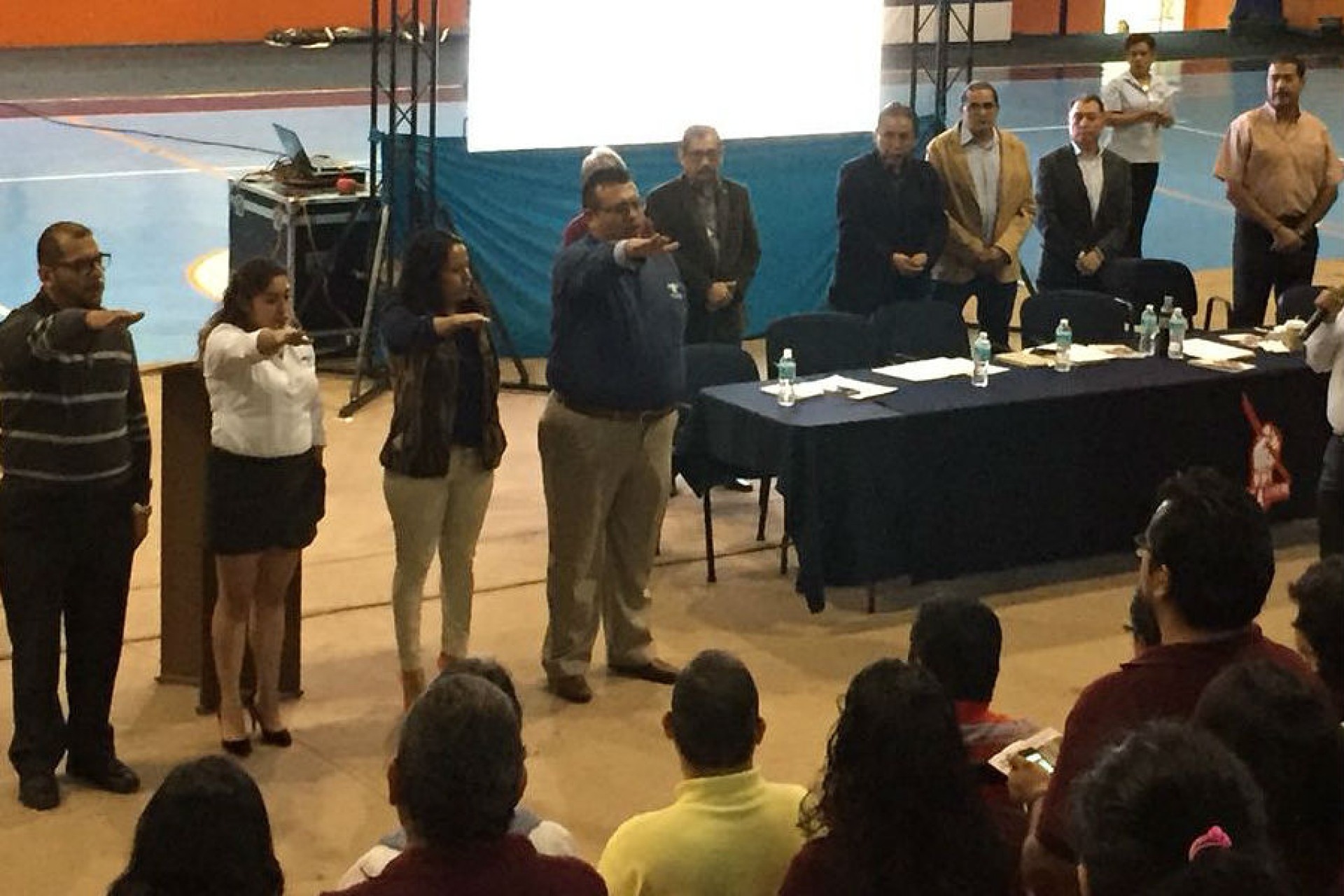En congreso general, elige SITAUAEM colegio electoral