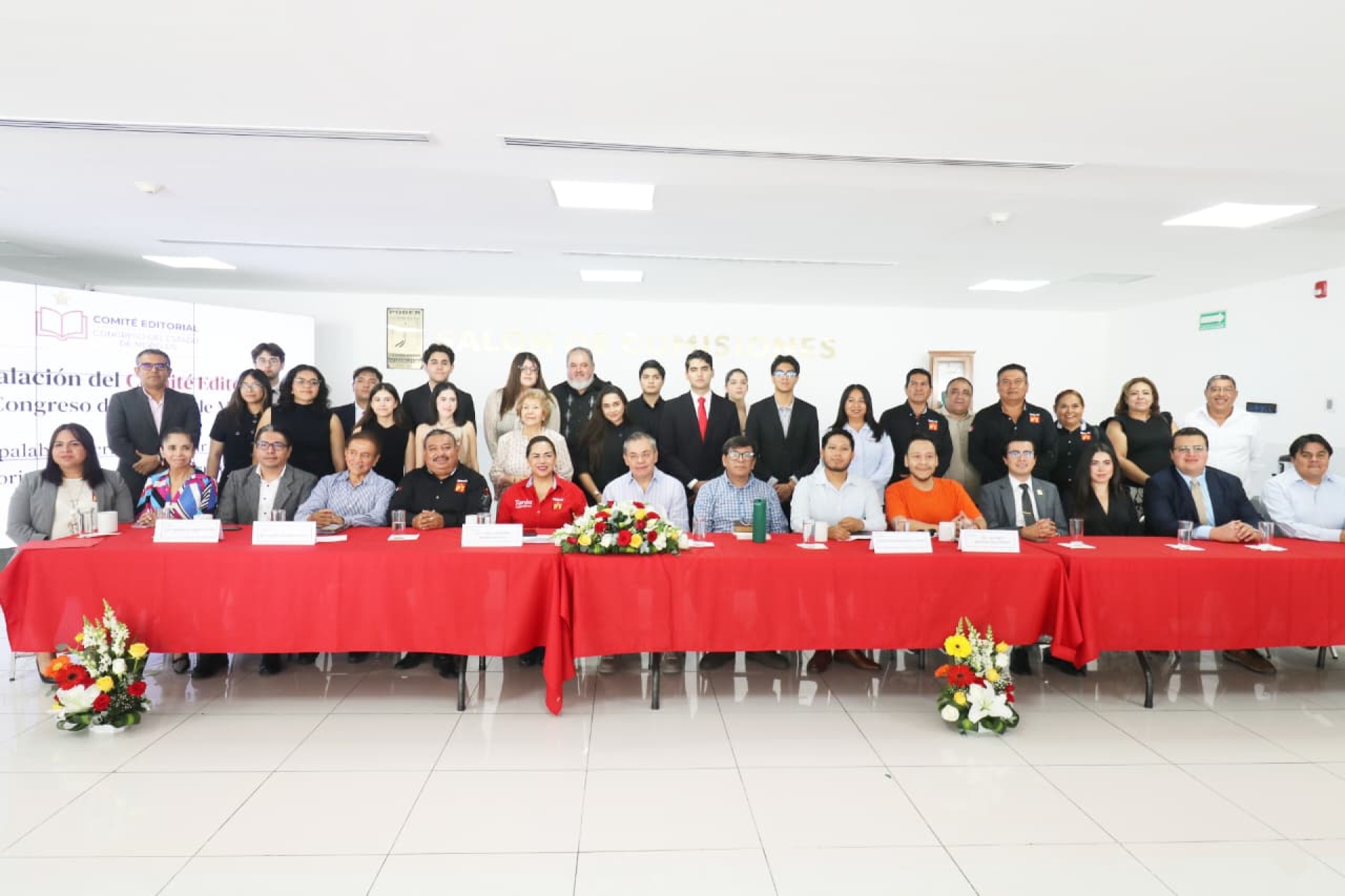 Fortalece diputada Tania Valentina Rodríguez participación de jóvenes en actividades legislativas