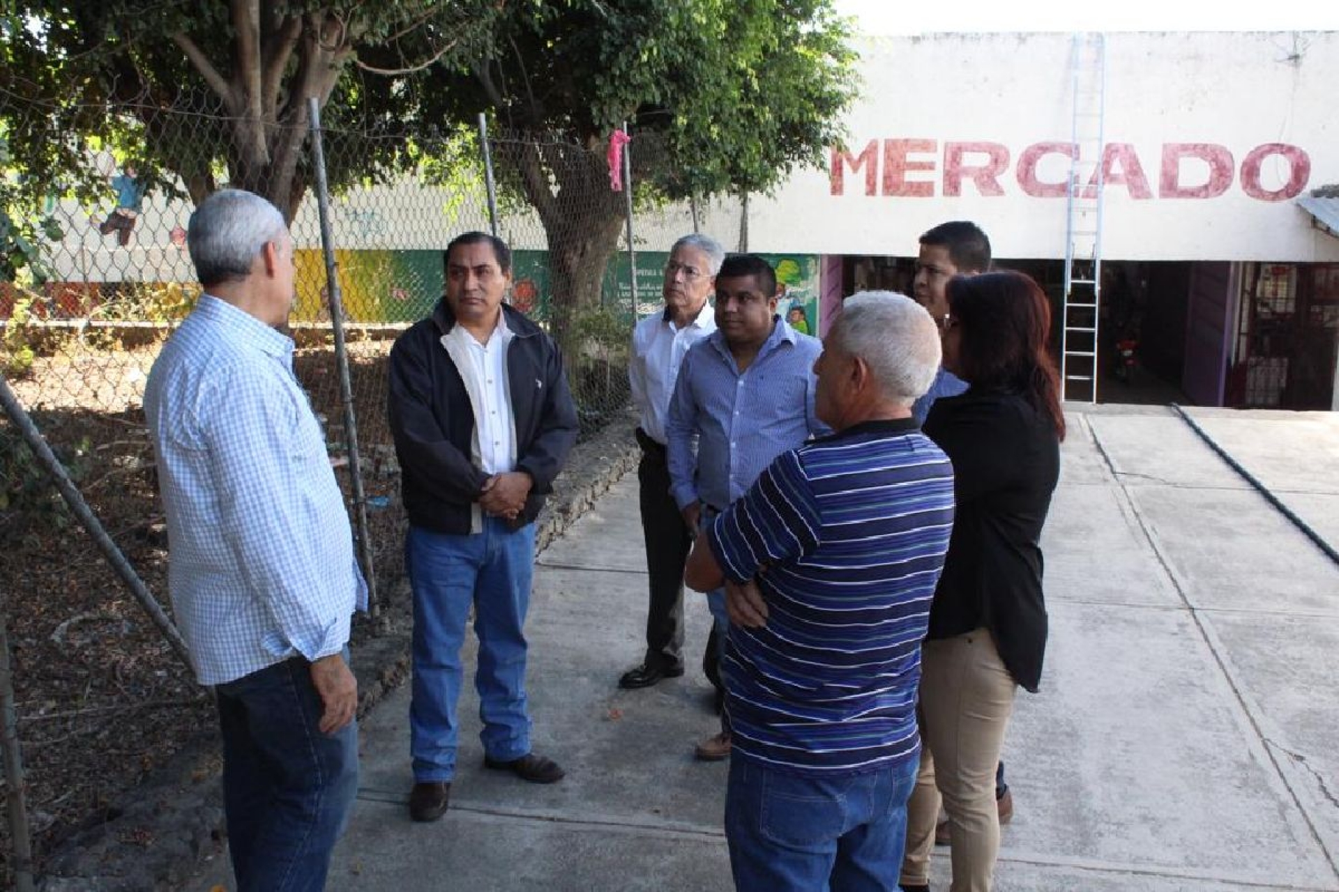 Alinearán a los comerciantes del puente del Dragón