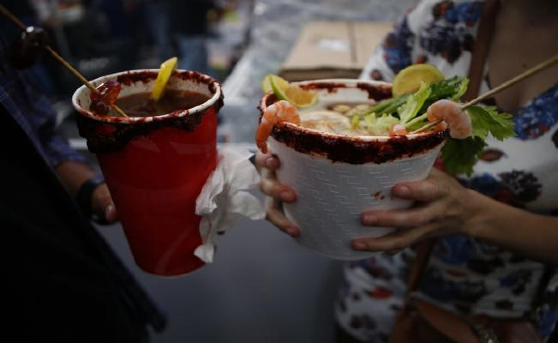 Llaman a limitar consumo de alcohol