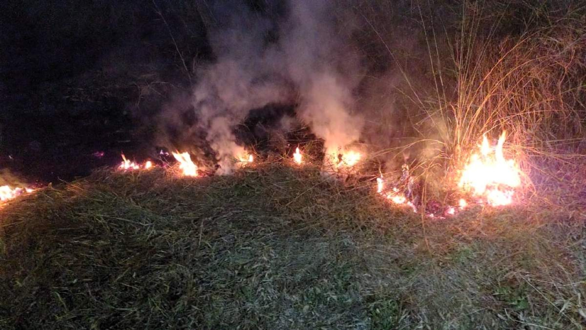 Se registran incendios por quema de pirotecnia en Cuautla