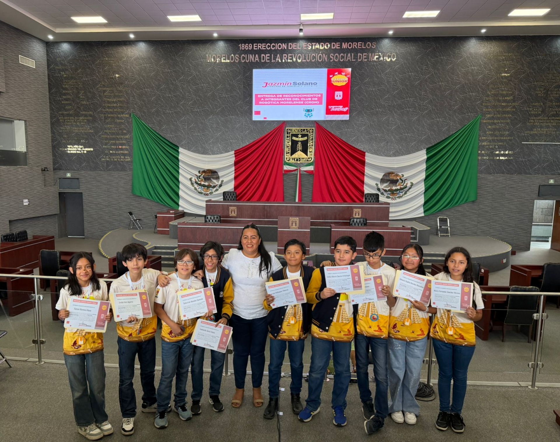 Impulsa Jazmín Solano talento de niñas y niños morelenses en proyecto de robótica