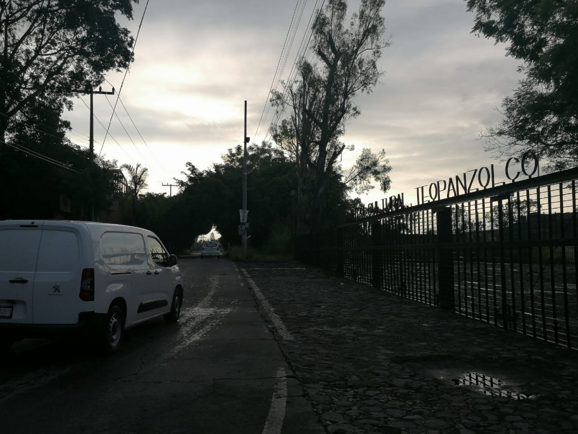 Dejan un cadáver embolsado en Teopanzolco