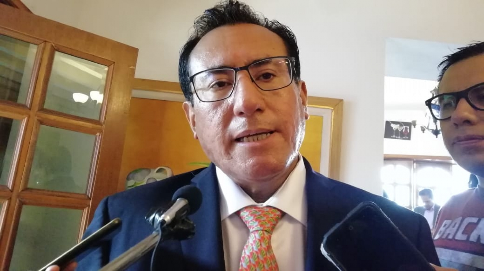 Confirma fiscal que se libraron órdenes de aprehensión contra ex titulares de SMyT