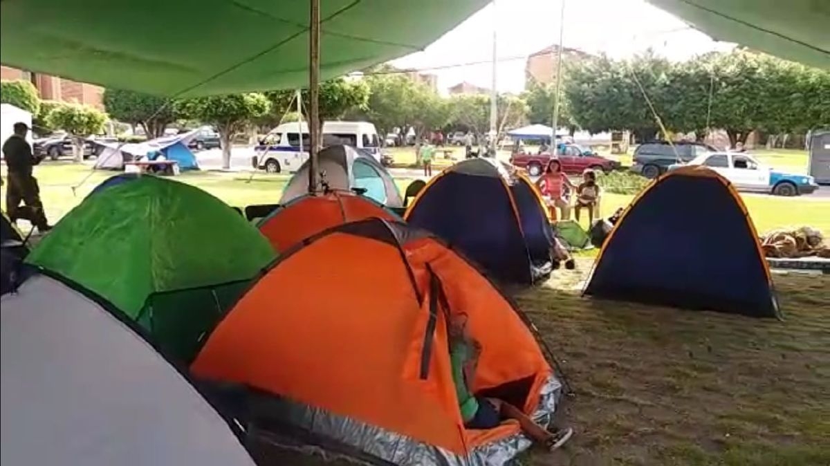 En riesgo, vecinos de la Unidad Habitacional Tetelcingo por daños estructurales
