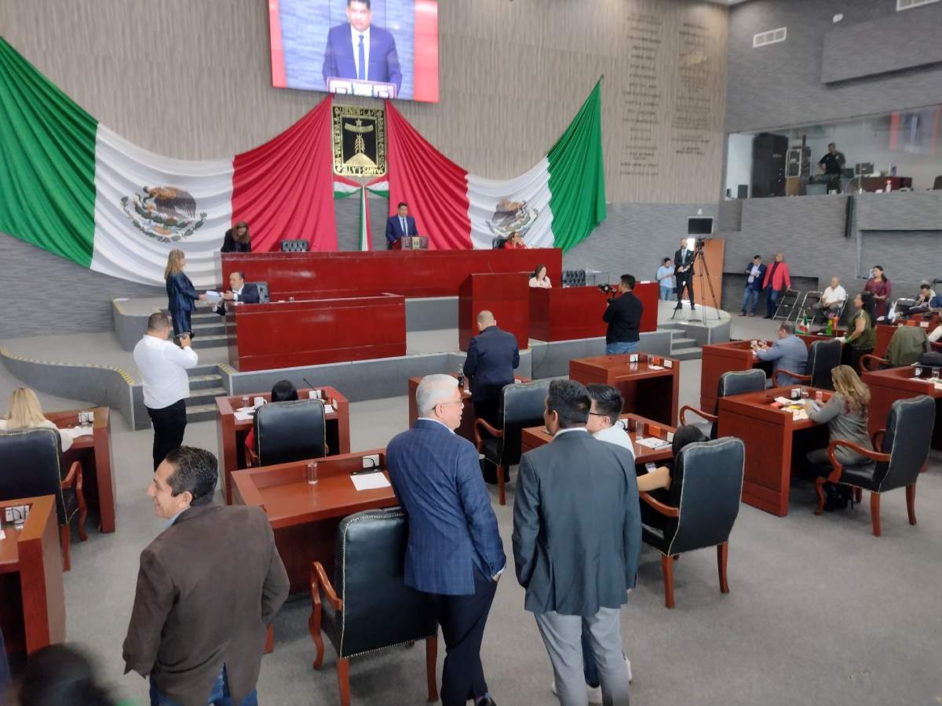 Los diputados, de vacaciones a pesar del enorme rezago que dejan