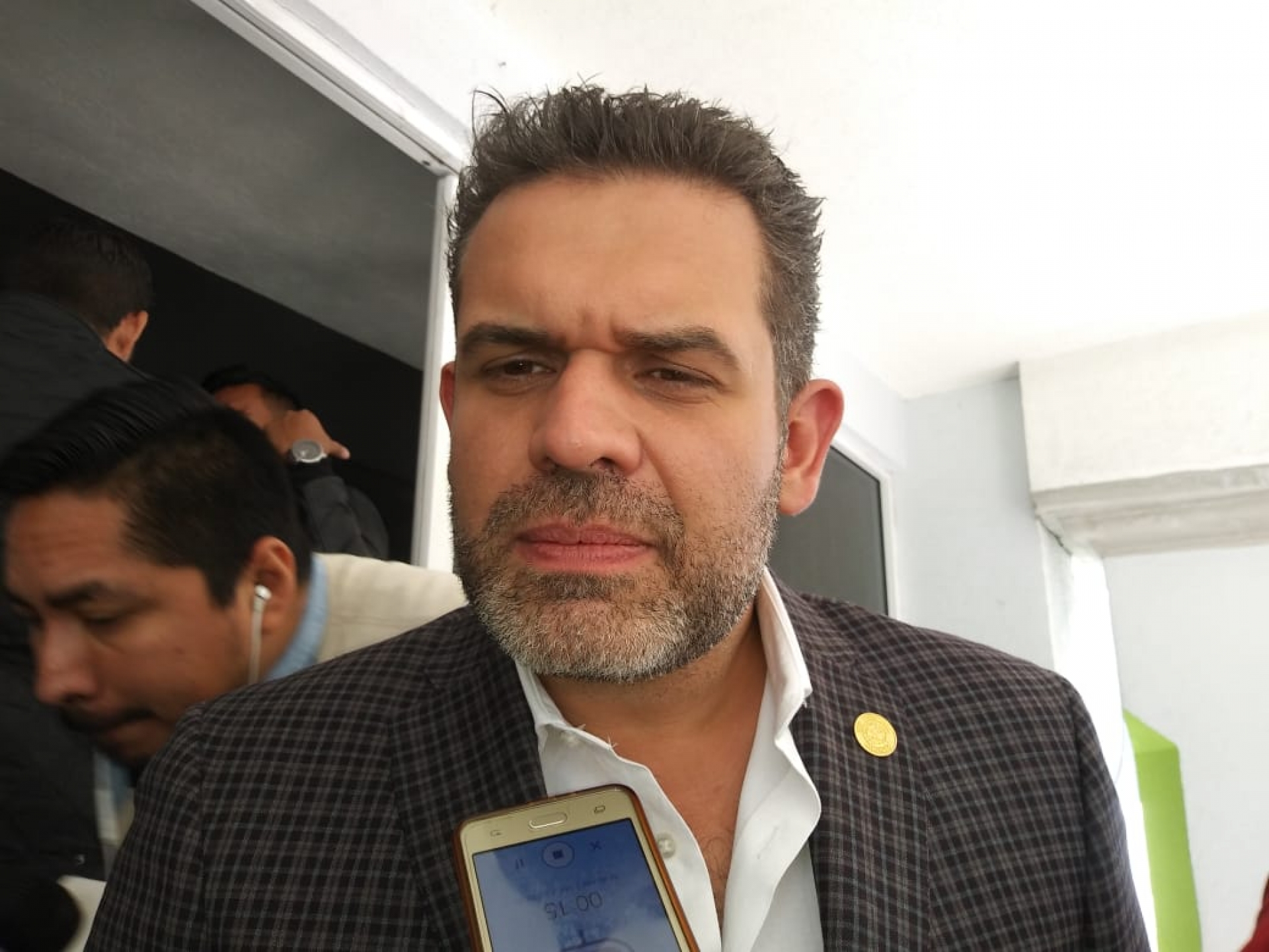 Asegura Argüelles Victorero haber dialogado ya con diputada del Panal