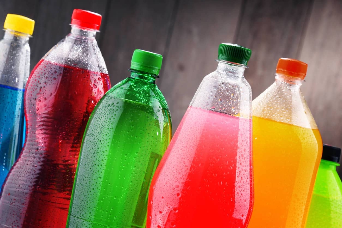 Refrescos, cigarros y gasolina costarán más en 2022