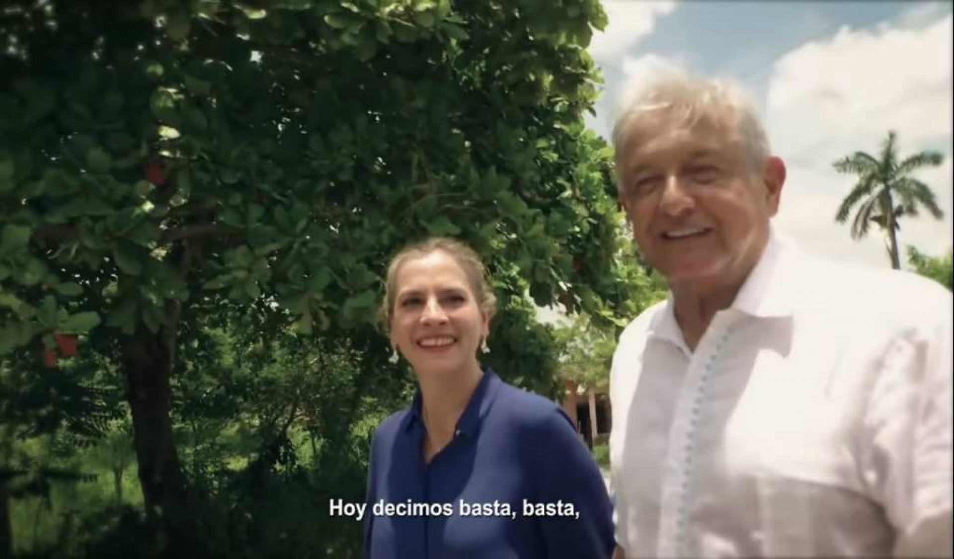 El spot de Beatriz Gutiérrez y AMLO que ganó un premio internacional