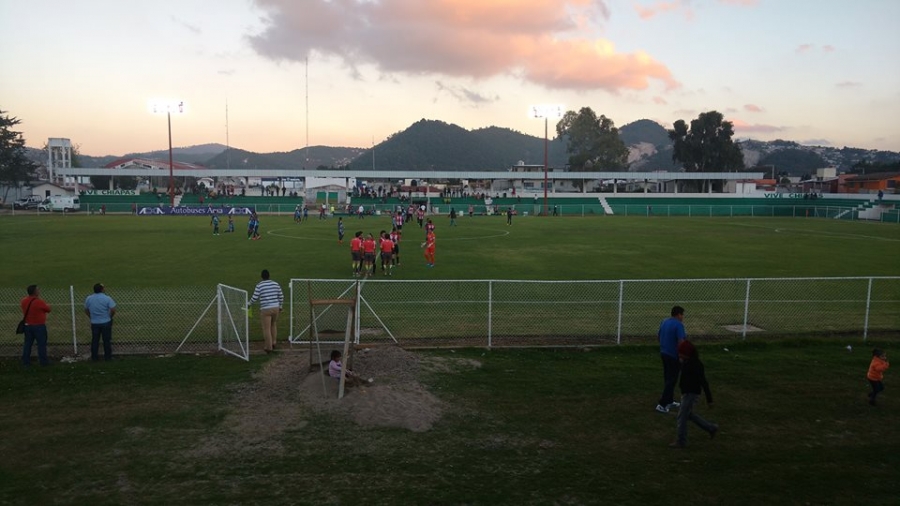 Ocelotes “desgarra” al Athletic