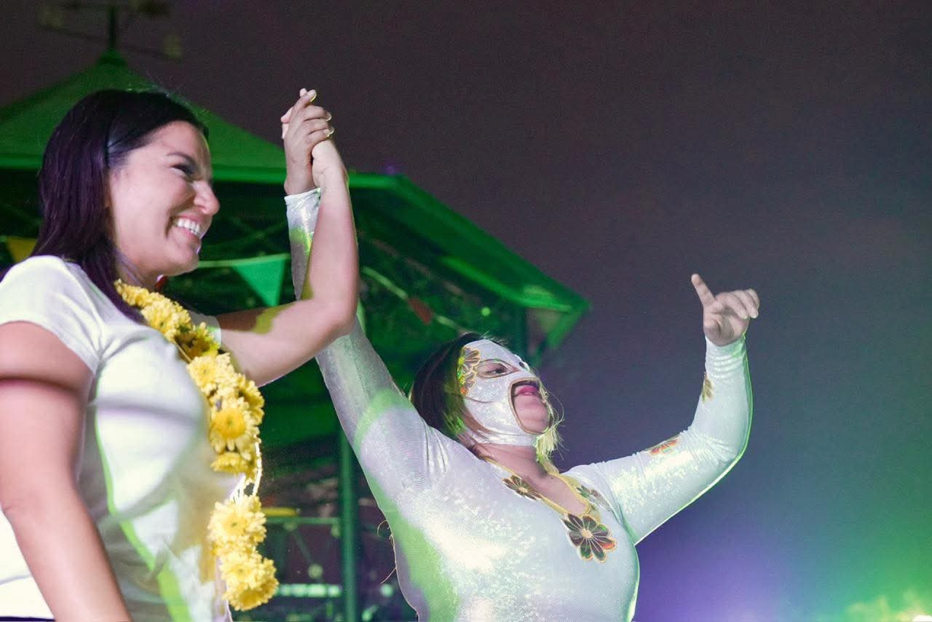 Melissa Montes de Oca logra lleva alegría y diversión a niñas y niños de Yautepec con gran función de lucha libre