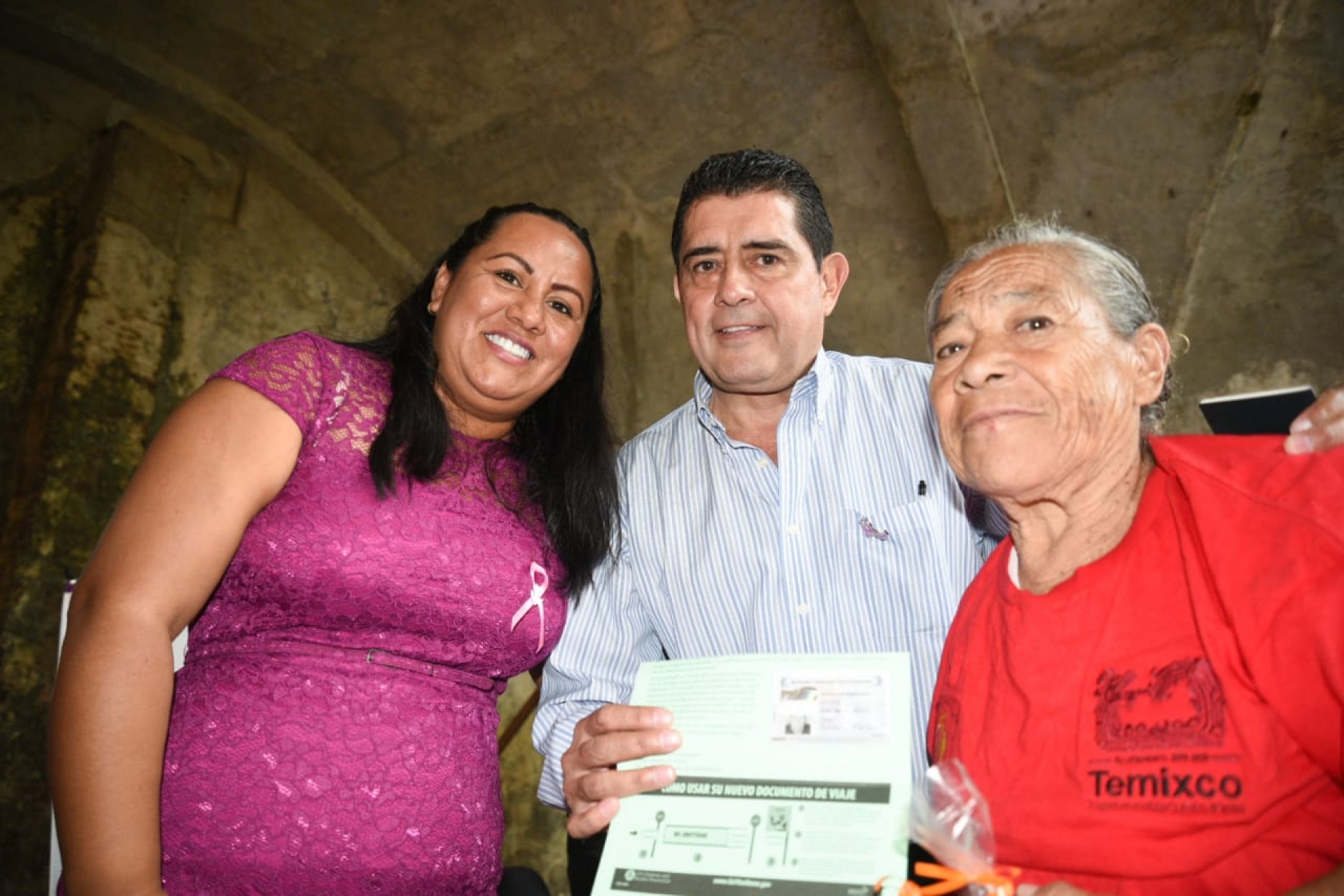 Como parte del programa 'Corazón de plata', entregan visas americanas a morelenses