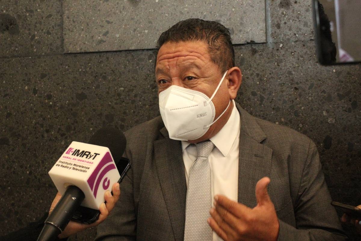 Pretenden que 35 mil transportistas cumplan verificación