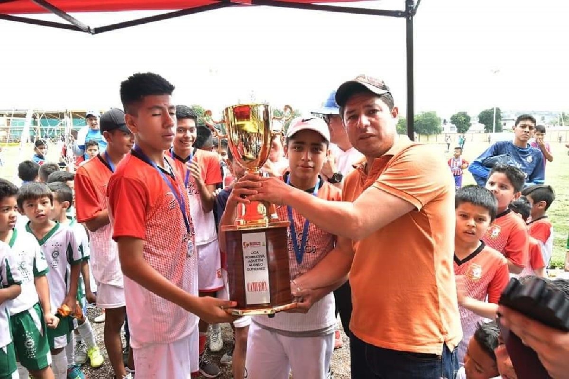 Celebra finales Torneo Formativo de Futbol