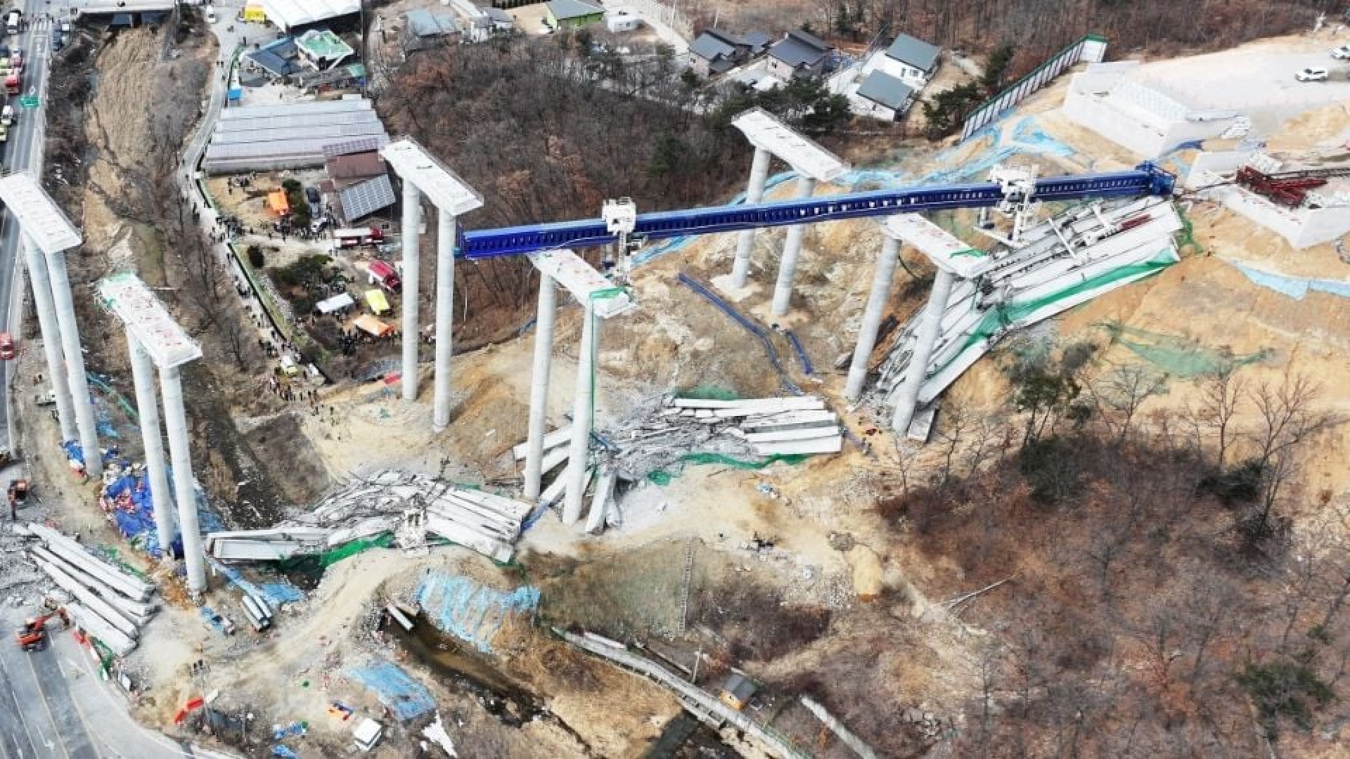 Derrumbe de puente en construcción en Corea del Sur deja cuatro muertos