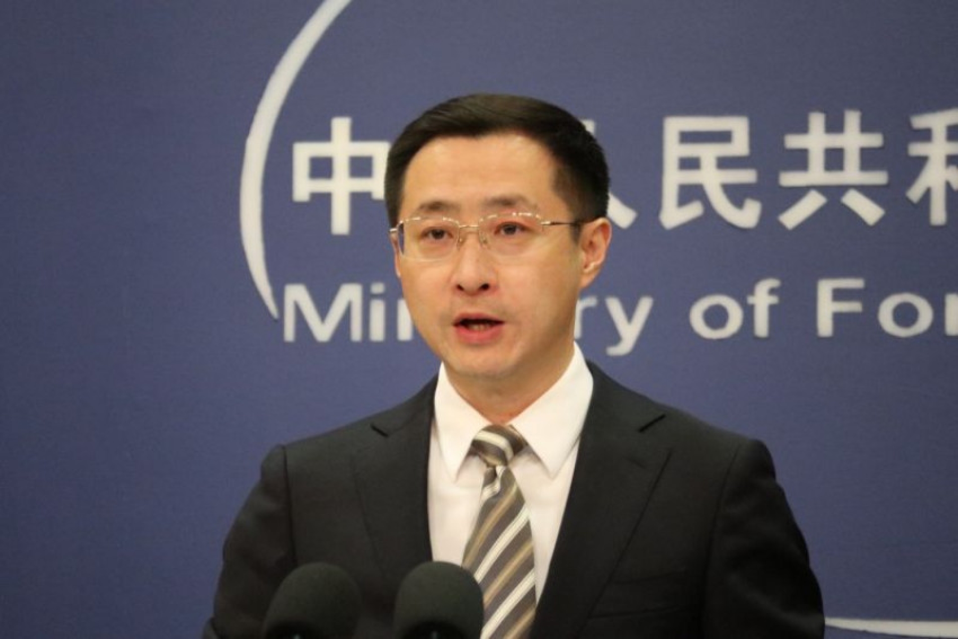 Tras ataques con misiles, China pide moderación a Rusia y Ucrania