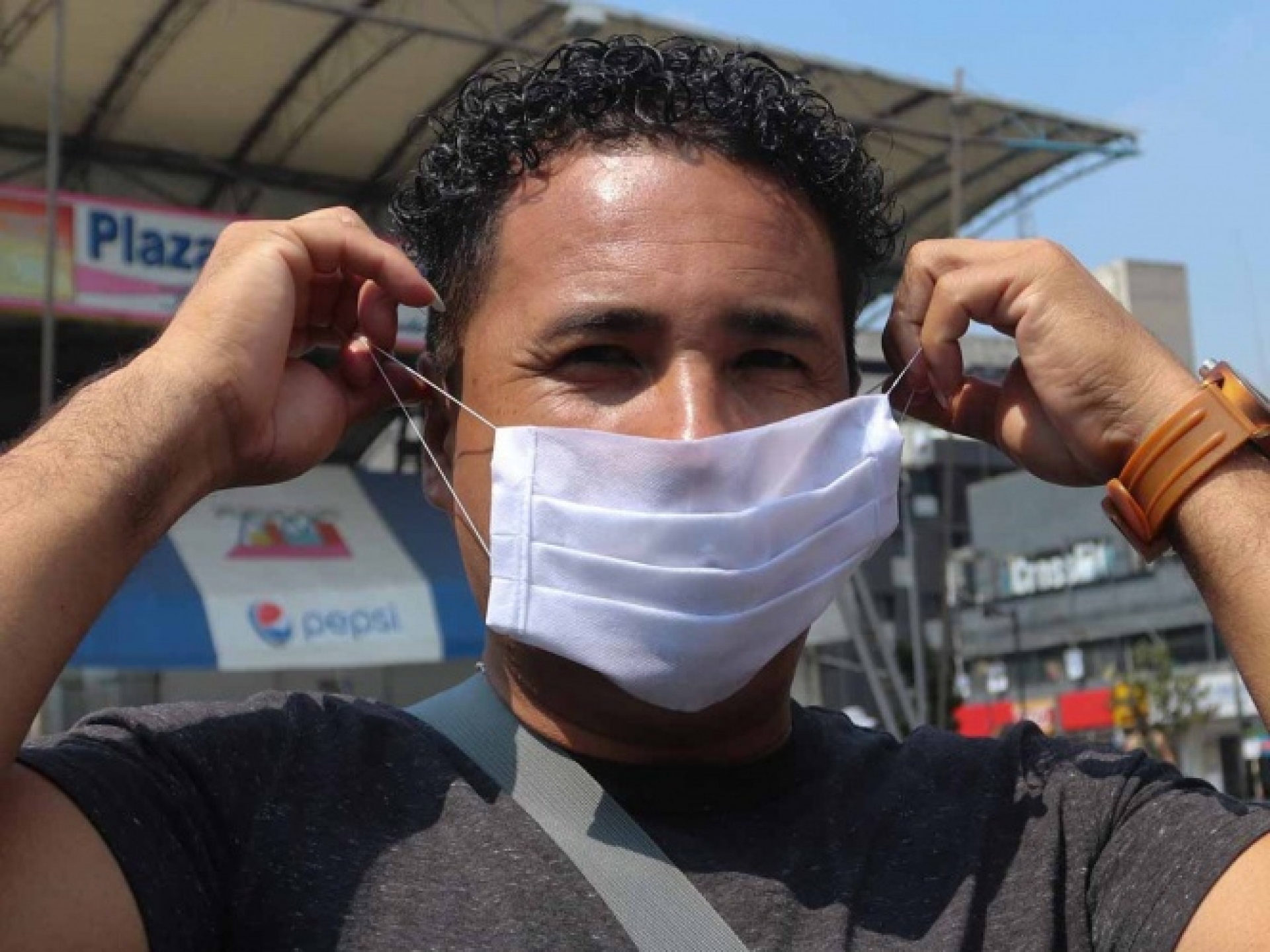 Cubrebocas debe cambiarse cada 8 horas: Especialista IPN
