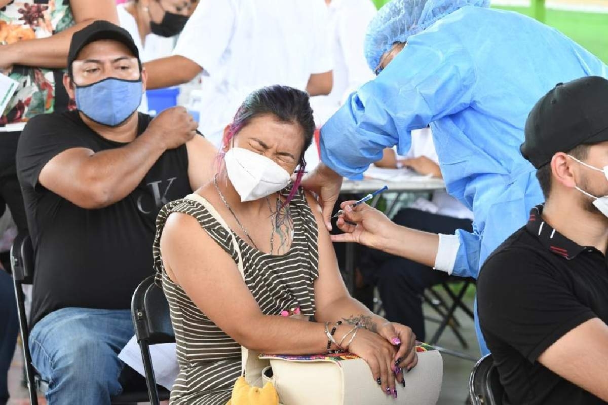 Cubren en Cuautla a todos los sectores con la vacuna anticovid