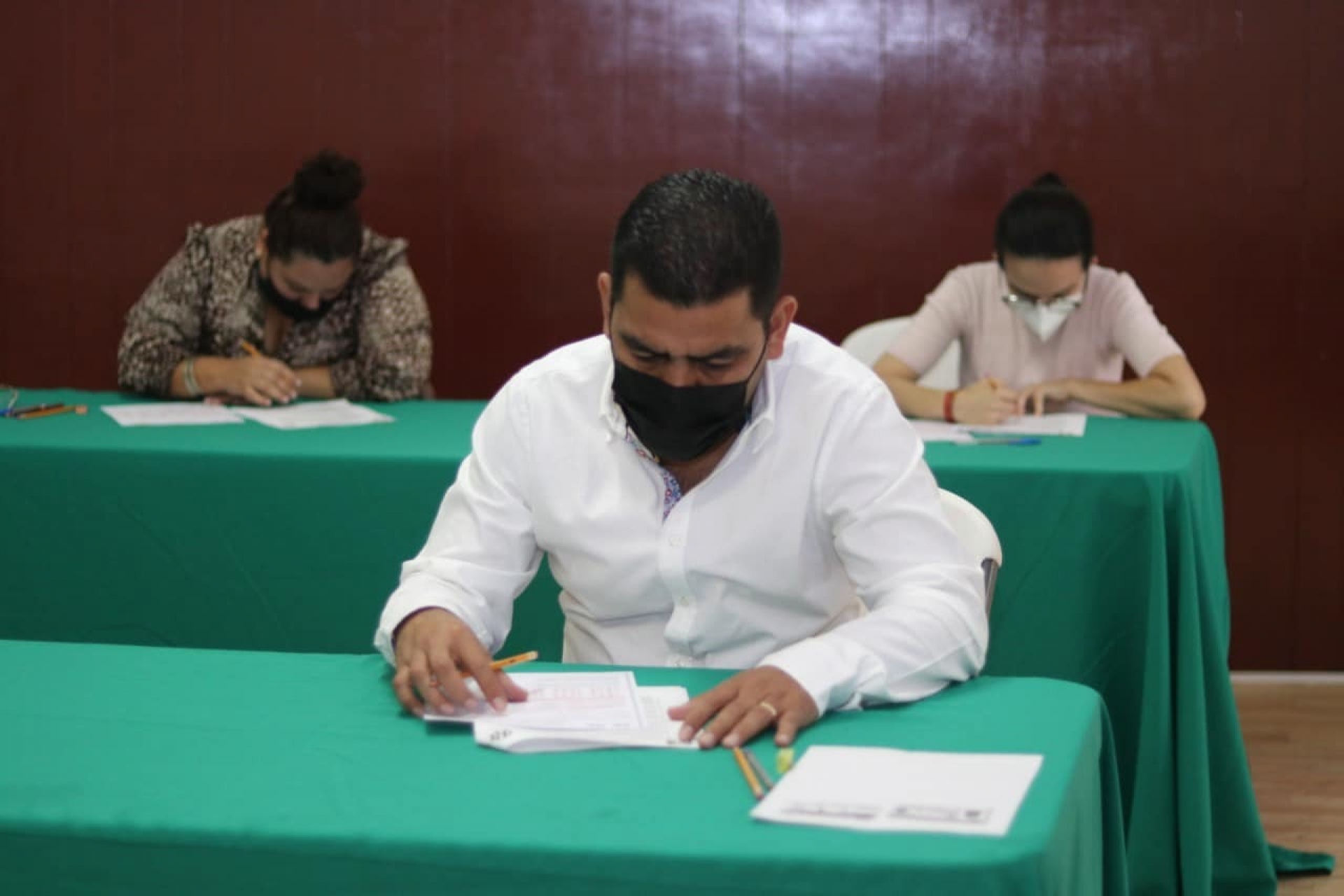Aplicó PRI Morelos examen a aspirantes a candidaturas a diputado federal