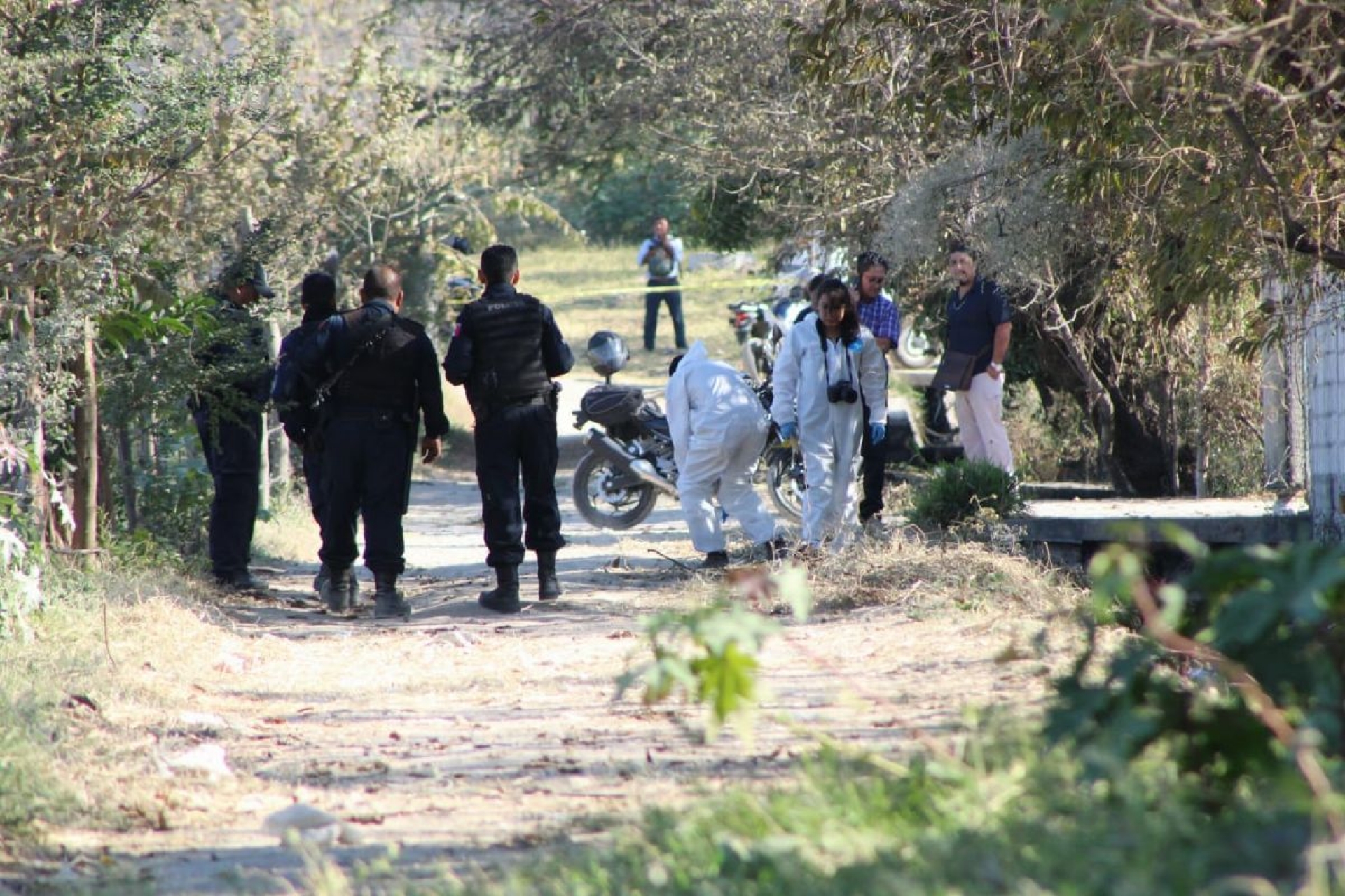 Hallan un cadáver en un canal de riego
