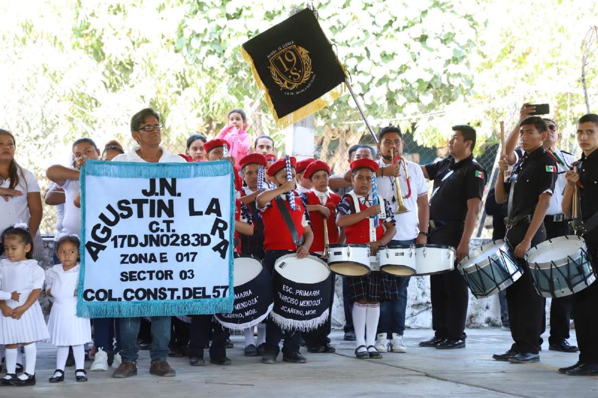 Celebran el aniversario de las Constituciones de 1857 y 1917