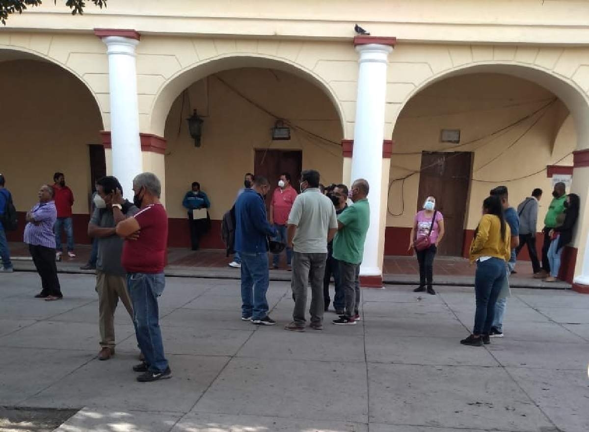Malestar de trabajadores de Cuautla por aguinaldo incompleto