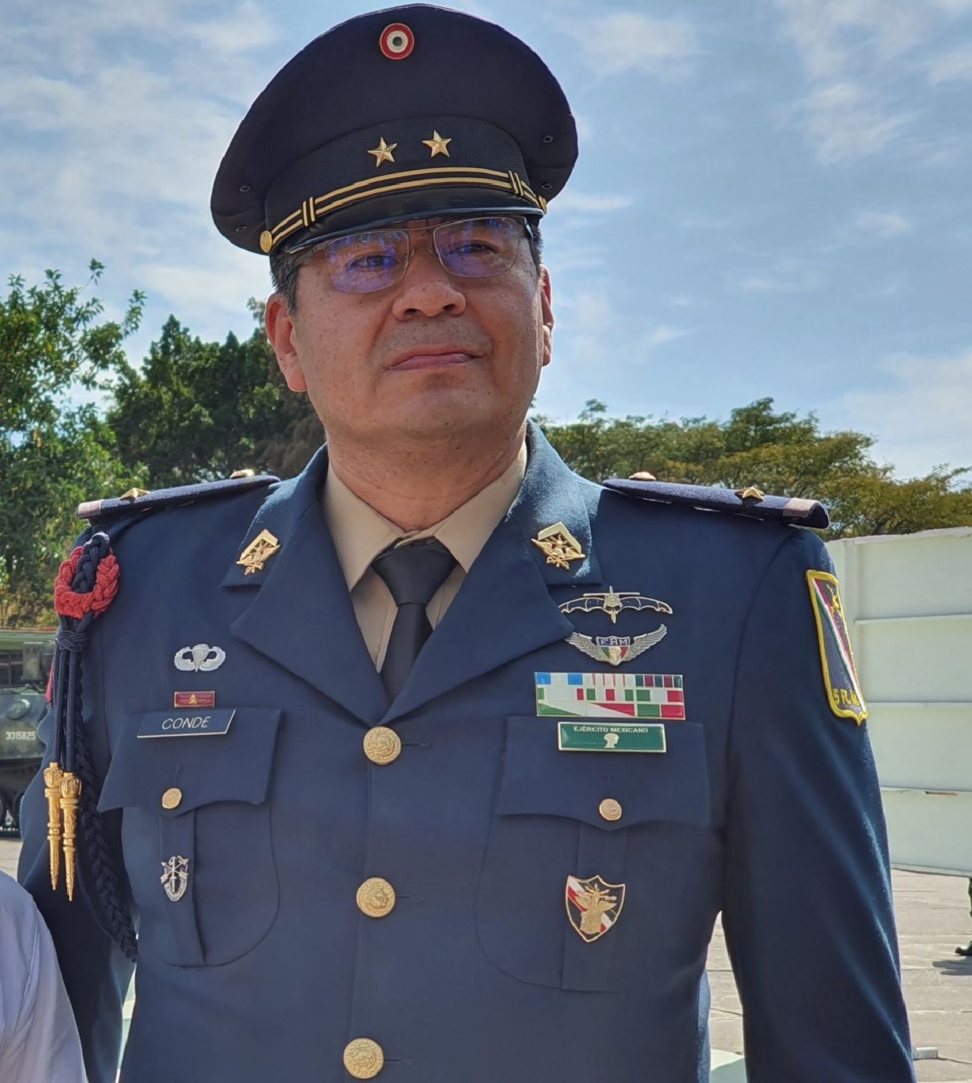 Presentan al nuevo comandante del 5º Regimiento Mecanizado de Cuautla