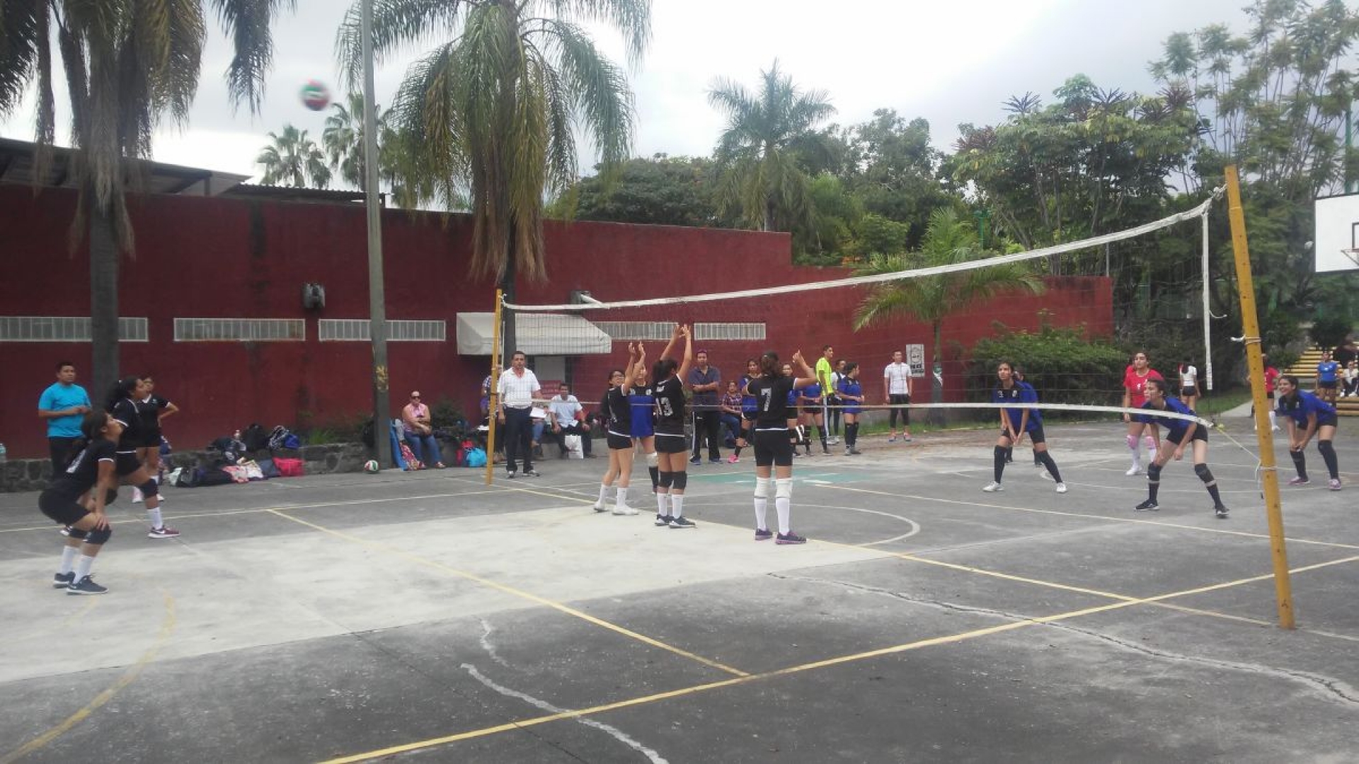 Se juega la fecha dos de la Liga Estudiantil de Voleibol