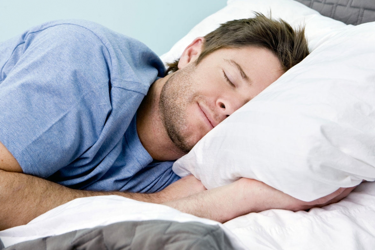 ¿Por qué no es aconsejable retrasar la alarma del despertador?