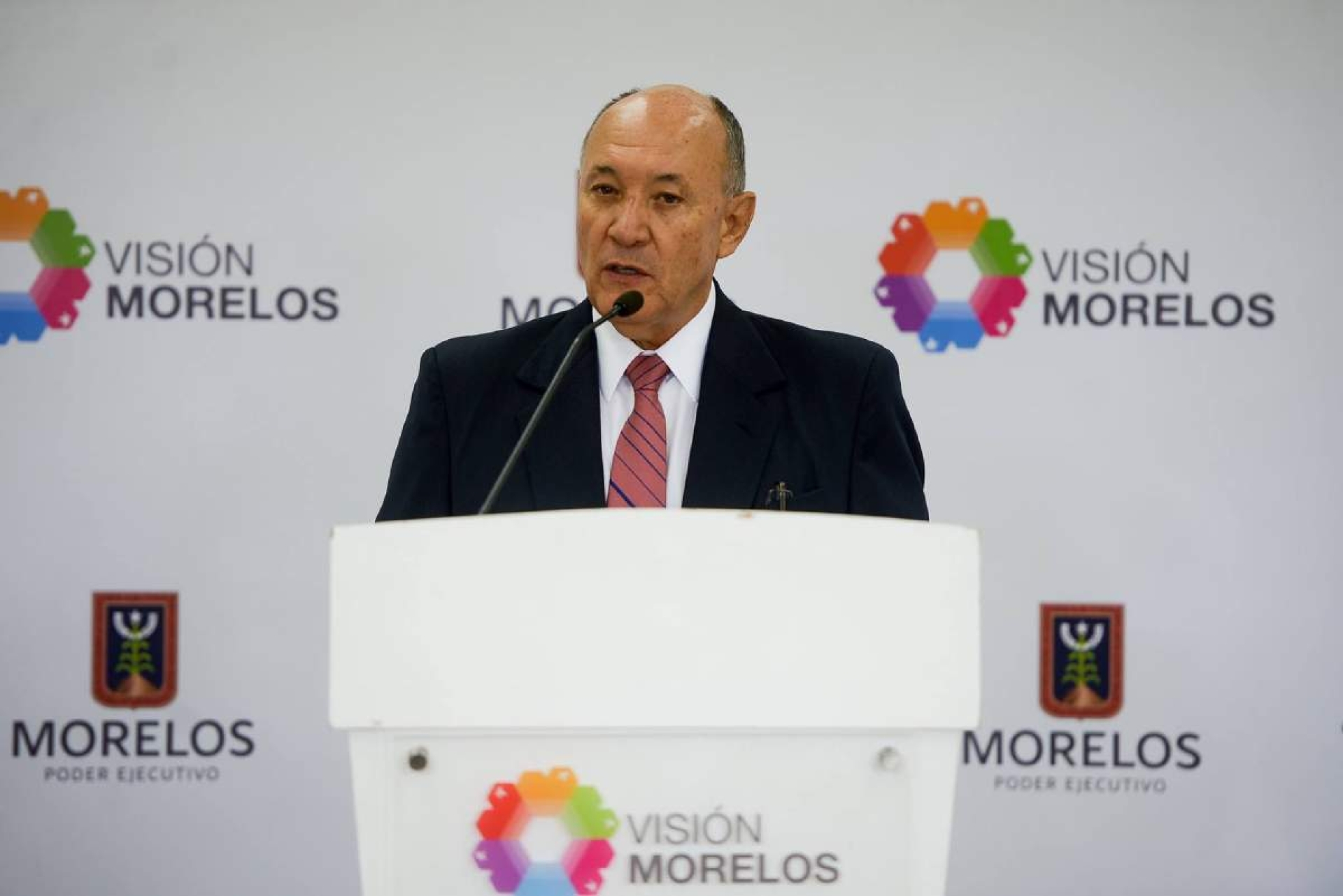 Avanza proceso contra exsecretario de Hacienda