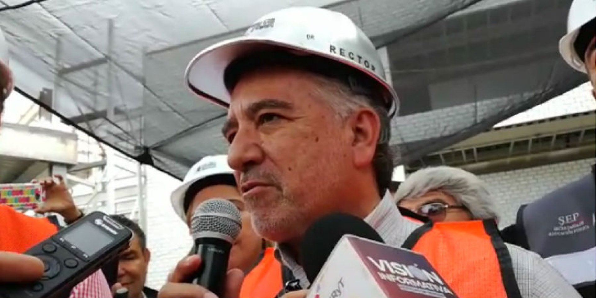 Efectúan recorrido por los edificios en reconstrucción de la UAEM