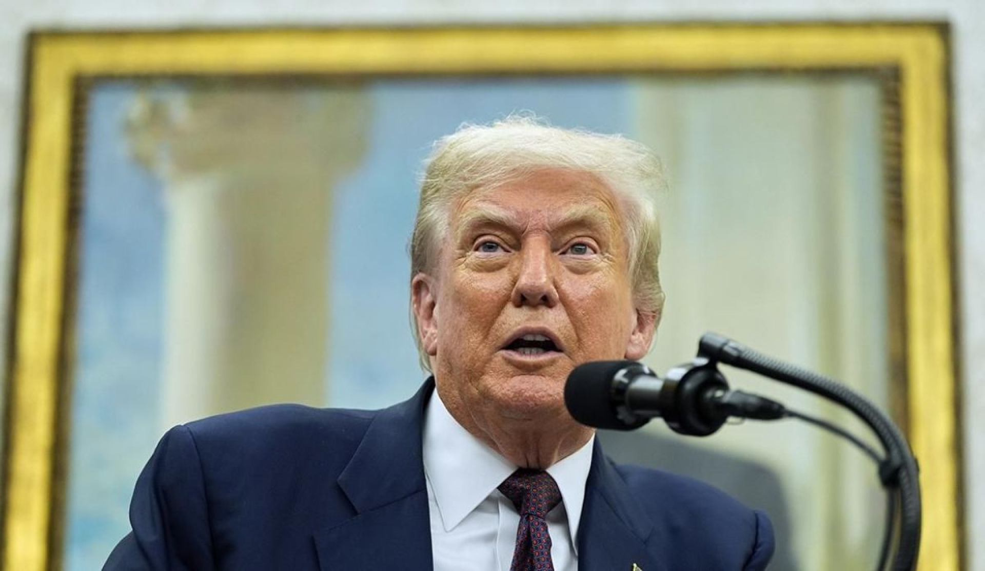 Trump activa aranceles de hasta 50% para 90 países y desata tensión global