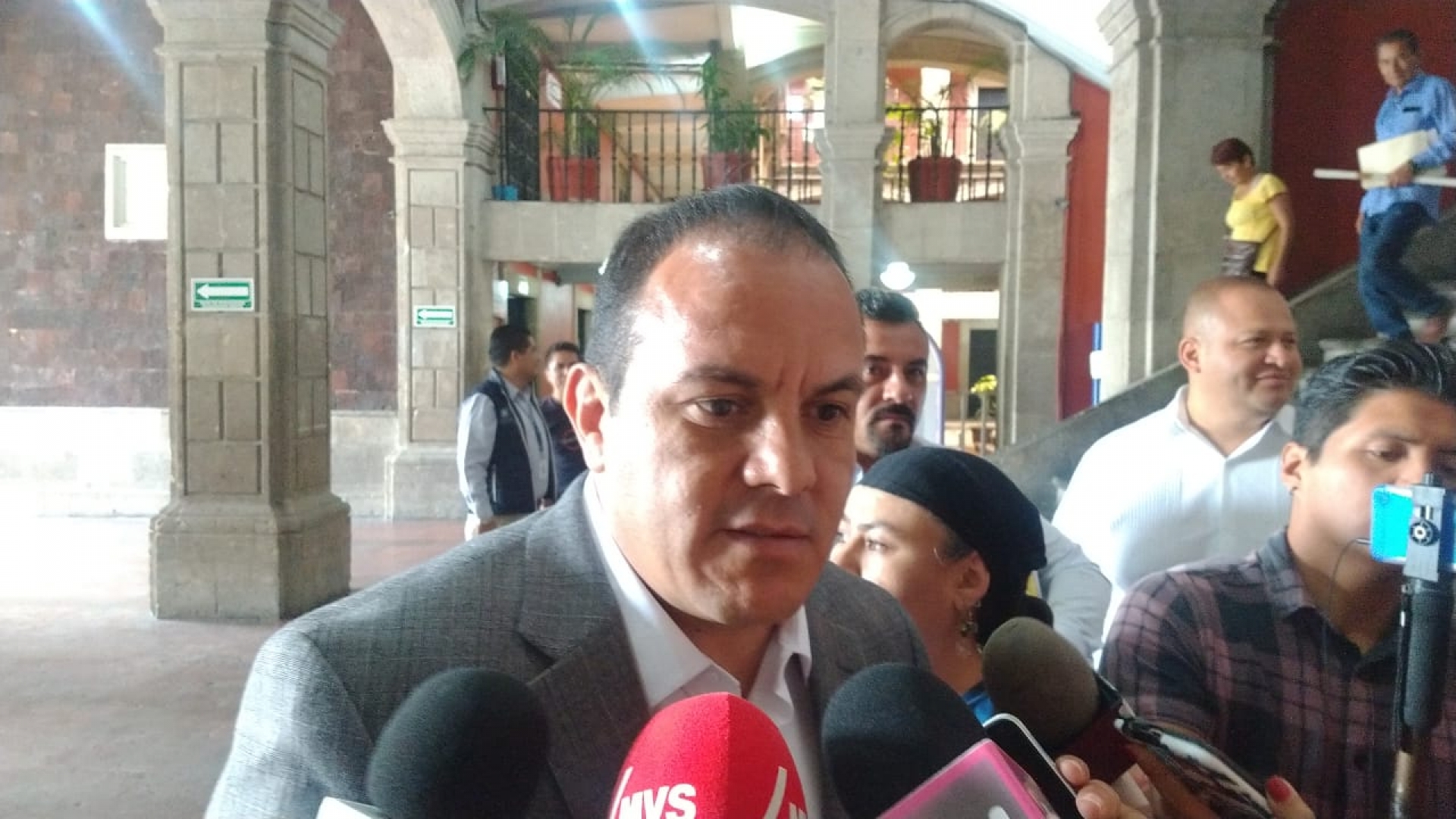 Pide gobernador a diputados avanzar en la denuncia de juicio político a Graco Ramírez