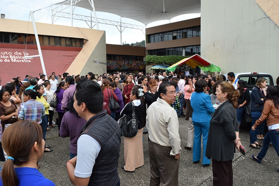 La directora del IEBEM descarta movilizaciones de jubilados que reclaman pago