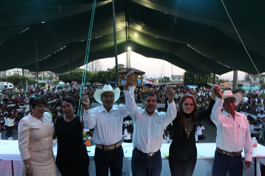 Asume la presidencia municipal de Totolapan María de Jesús Vital Díaz