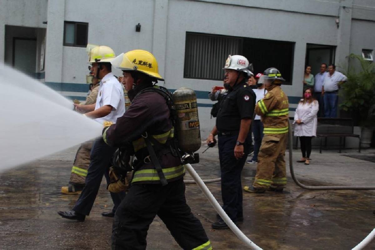 En operación, nuevo carro-tanque de Bomberos de Cuautla