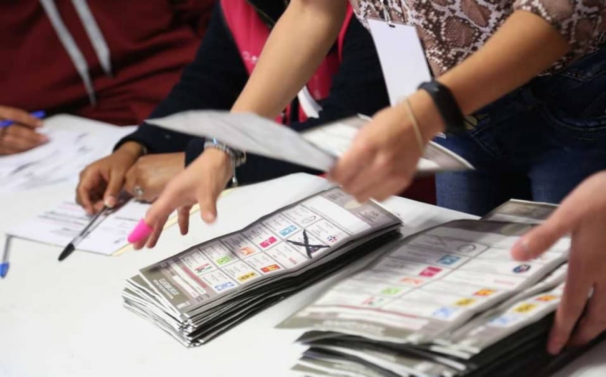 ¿A qué hora empieza el conteo de votos y cuándo se sabrá quién ganó?