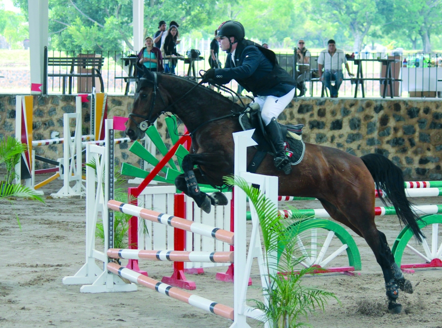 Imprimen emoción en el Circuito Hípico Morelos